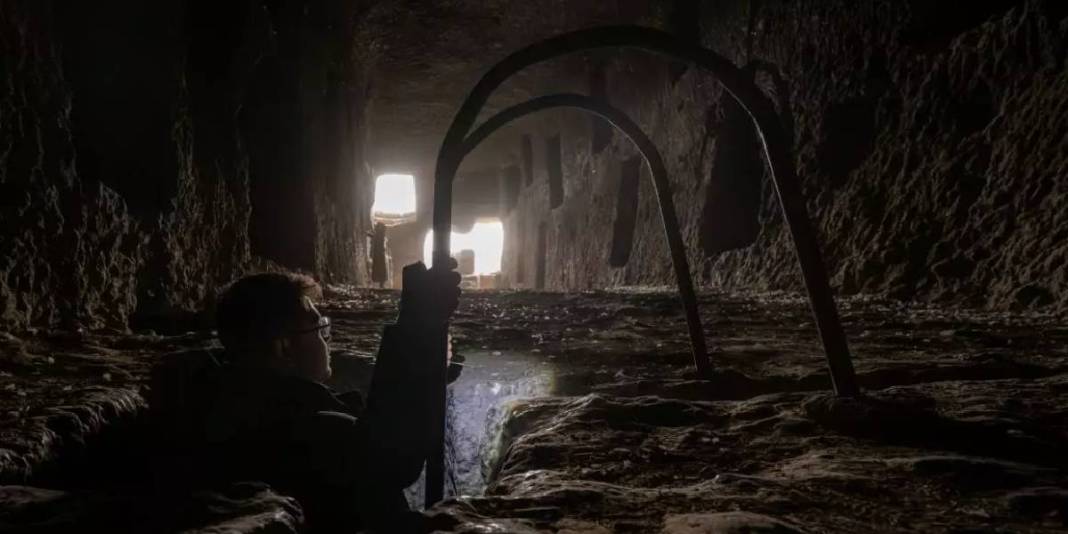 Doğal değil tamamen insan emeği! 5 katlı mağara: Gören bu güce inanamıyor 1